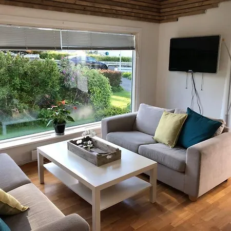 Lys Og Trivelig I Larvik